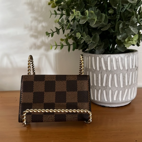 Authentic 💯 LV Damier Ebene 6-Key Multicles Holder + Dust Bag - Picture 2 of 9